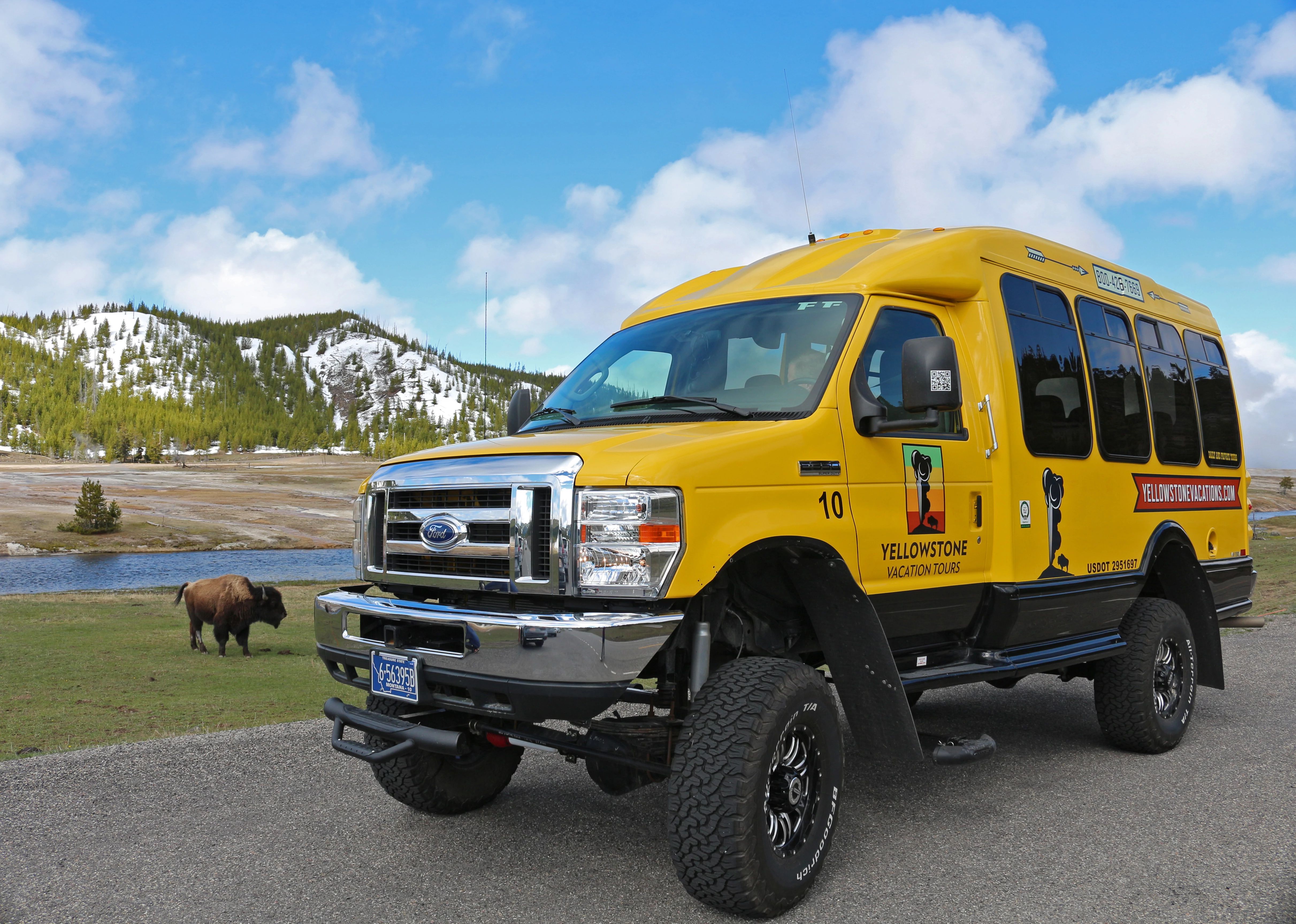 Summer Bus Tours Book Yellowstone Guided Tours